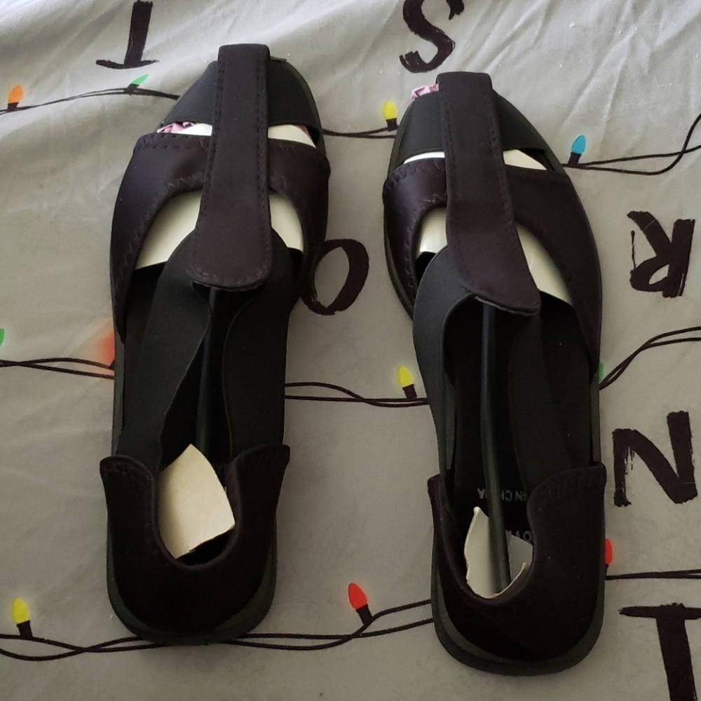 Black sandle shoes